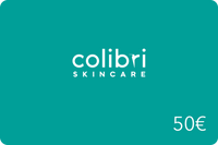 Geschenkkarte von Colibri Skincare im Wert von 50€, mit türkisem Hintergrund und weißem Text.
